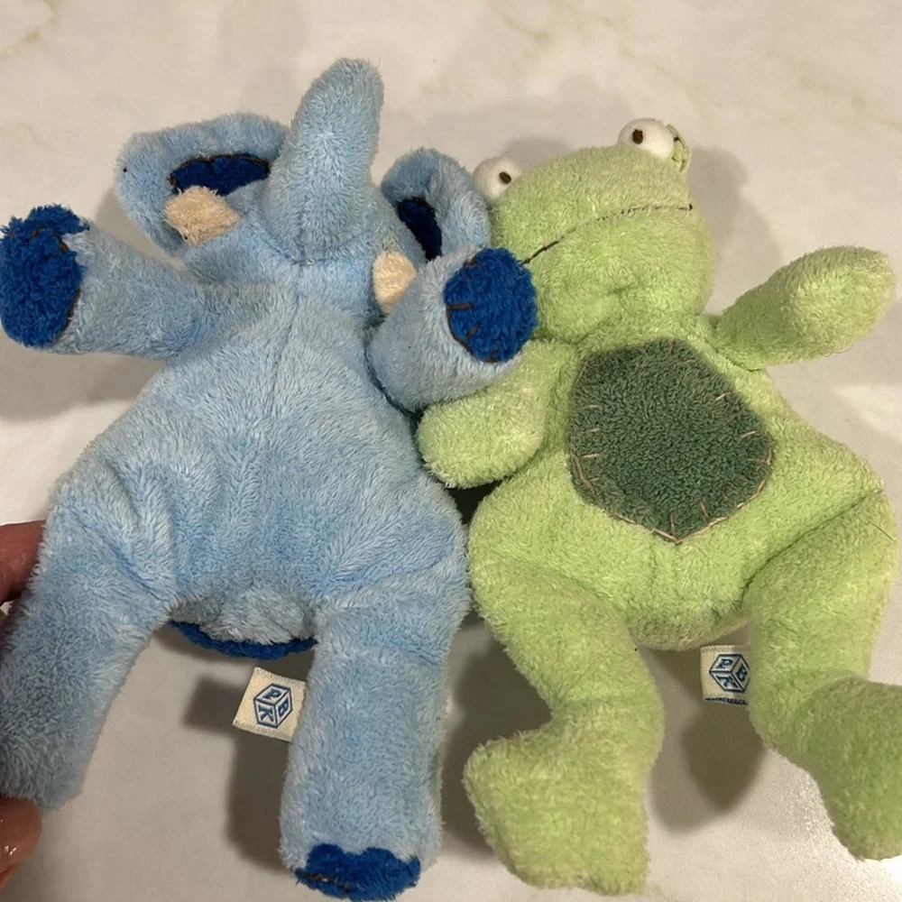 Pottery Barn‎ Kids 2 plush Stuffed Animals 7in Frog and Elephant like new